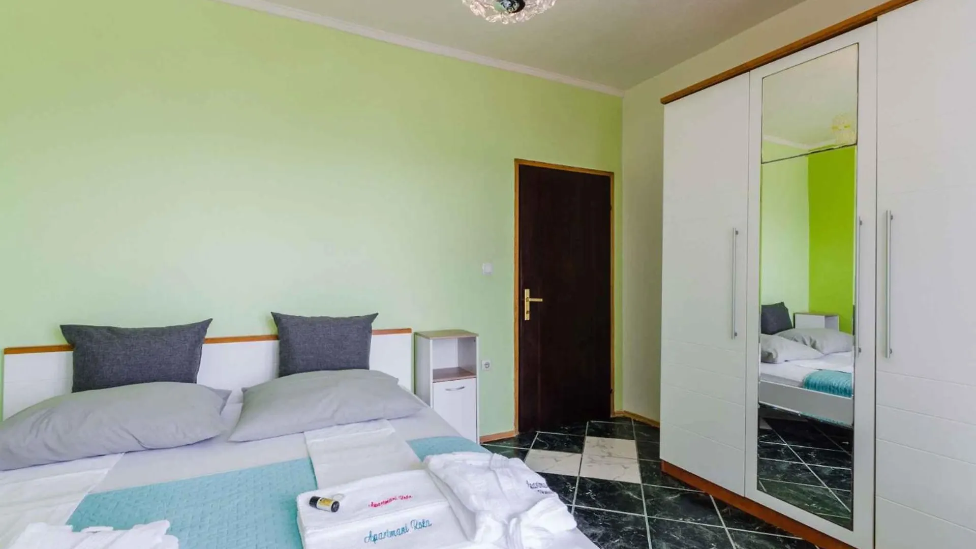 Apartment In Dramalj 39510