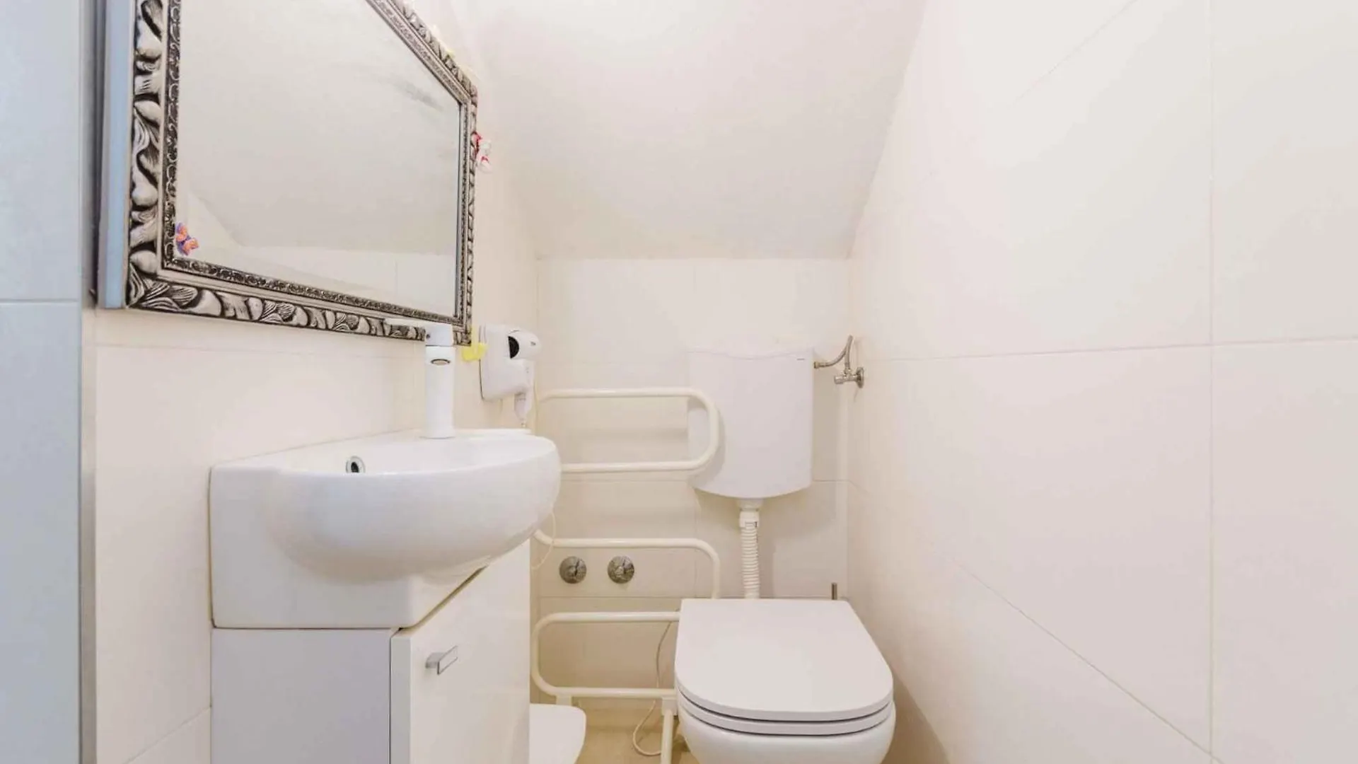 Apartment In Dramalj 39510